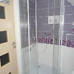 Ohrada Δωμάτια σε οικογενειακή κατοικία