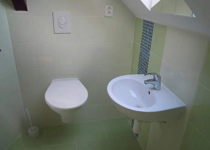 Quarto em Acomodações Particulares Ohrada *